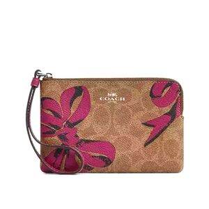 NWT COACH Corner Zip Wristlet Bow Print